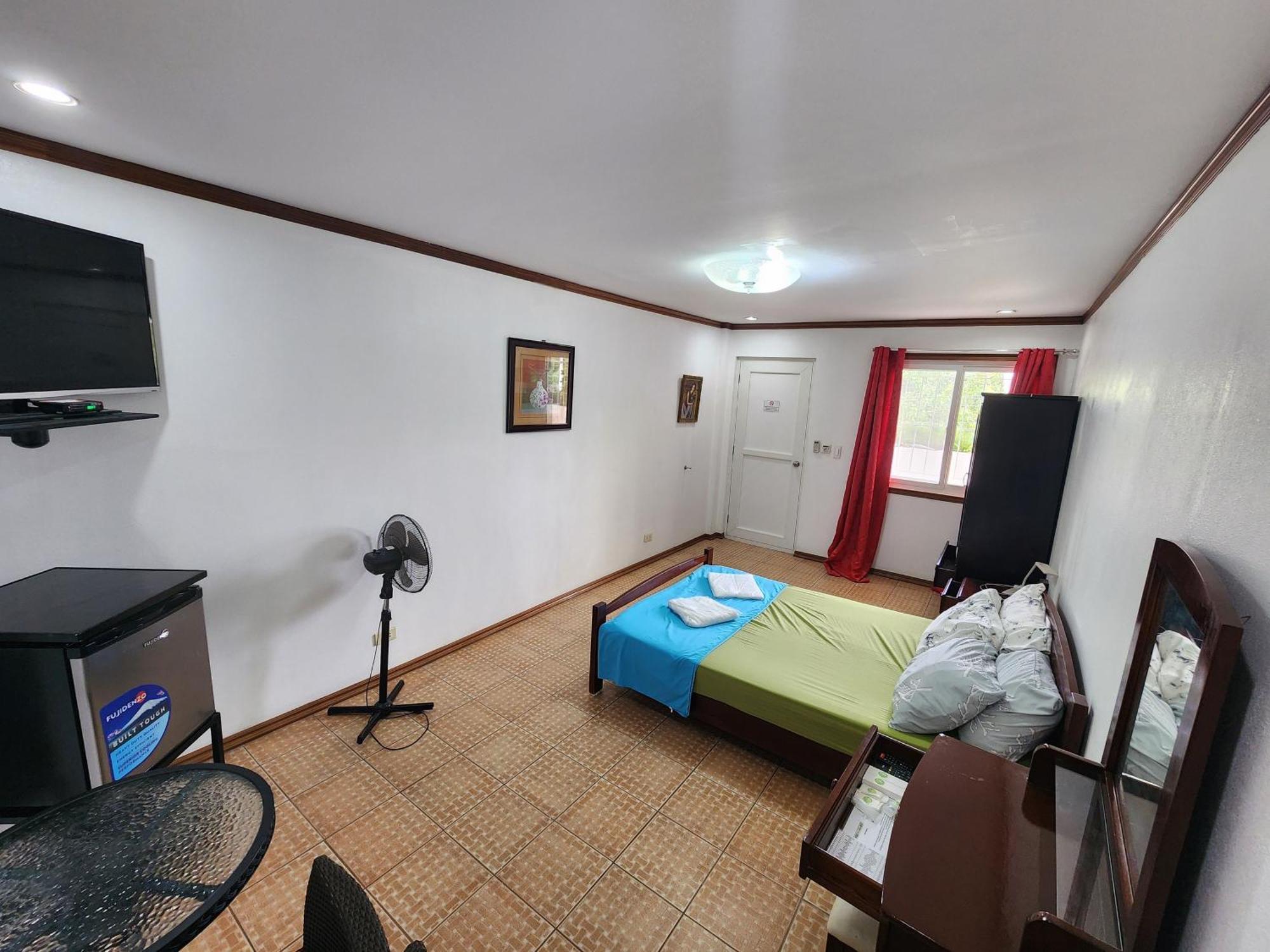 Mb'S Garden Inn Lapu-Lapu City Bagian luar foto
